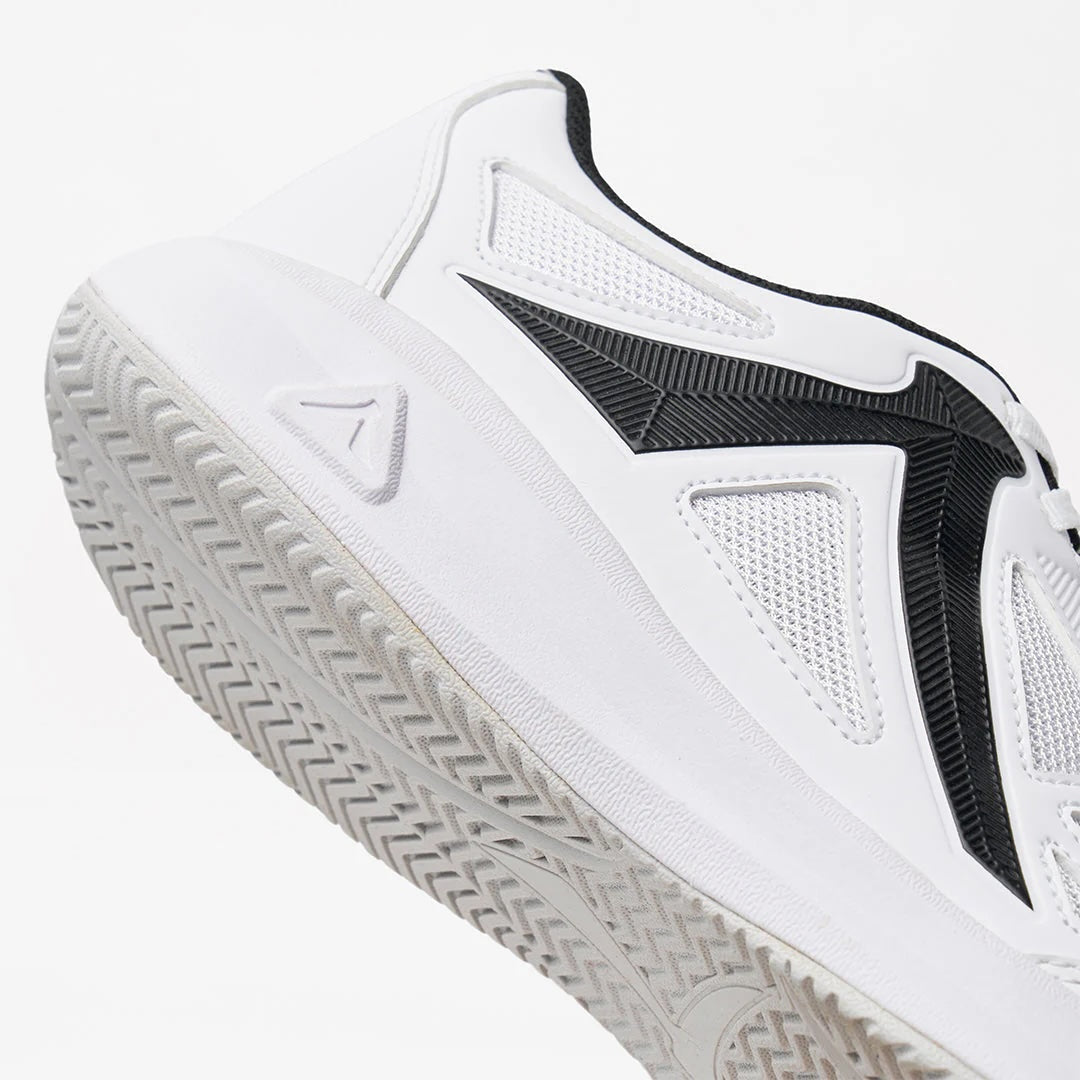 Takumi (Soft Court) White/Black